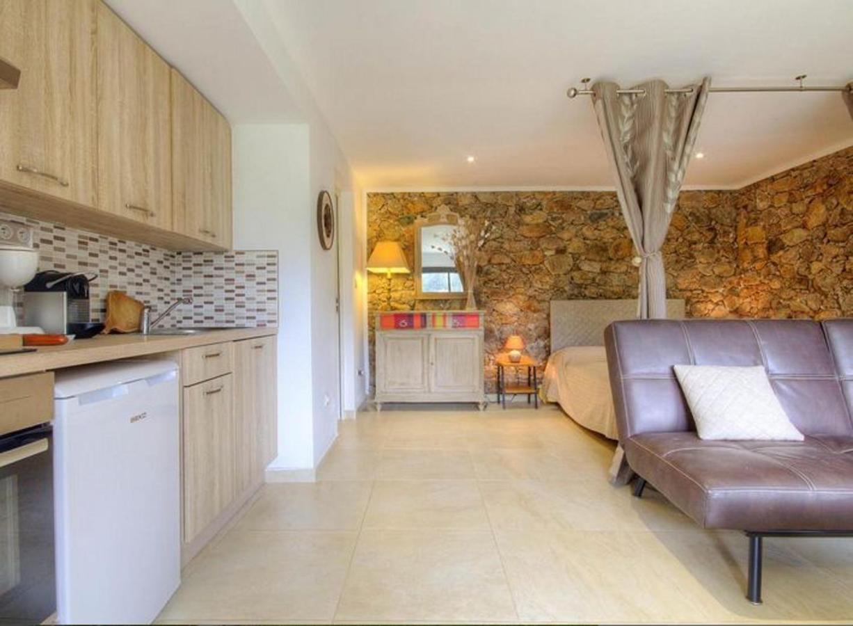Studio Confortable Avec Vue Sur La Montagne A Moltifao 30M² Jardin エクステリア 写真